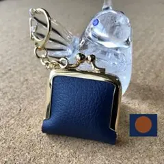 ミニがま口【ネイビー×キャメル合皮・口金角型ゴールド】キーホルダーサイズ