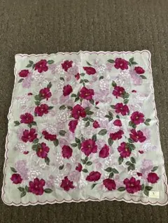 花柄 ハンカチ ホワイト×ピンク【Valentino garavani】♪新品☆のサムネイル