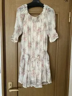 レストローズ　花柄チュニックワンピース