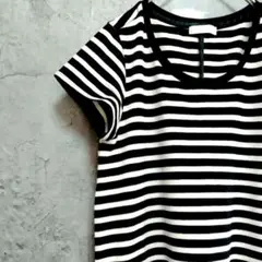 美品　vis カットソー　ニット　ボーダー　ロングワンピース　フレア　黒　白