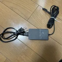 Microsoft Surface用の純正ACアダプター