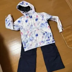 キッズ用スノーボードジャケット 幾何学模様