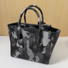 美品　PRADA プラダ サフィアーノレザー 迷彩 トートバッグB2625P