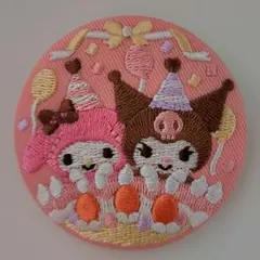 サンリオ 刺繍キャラクター缶バッジ　マイメロディ　クロミ　シークレット