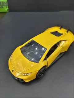 Jada Toys社製 Lamborghini Huracan ミニカーのサムネイル