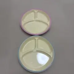 3つ仕切り皿 ピンク ブルー
