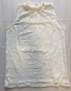 INGNI ホワイト レース フリルネック ノースリーブ　トップス　Mサイズ