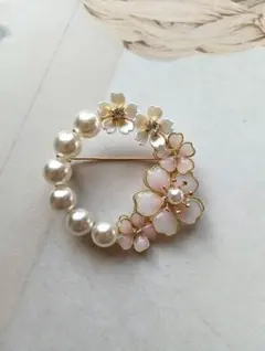 No.862 桜のブローチLサイズ　パールつき　ハレの日