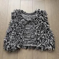 KBF ニットベスト フリンジ モノトーンのサムネイル