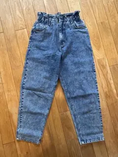 ハイウエスト フリルデニムパンツ ケミカルウォッシュのサムネイル