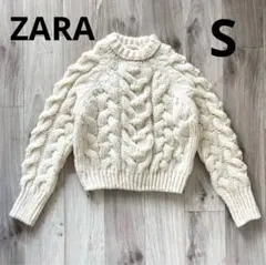 ZARA ケーブル編みニットセーター