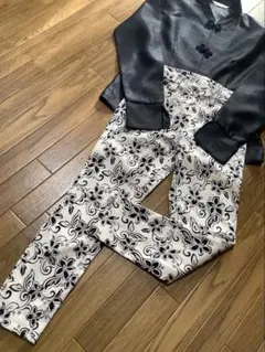 UNIQLO ストレッチパンツ　モードアートフラワーデニム　クロップドパンツ