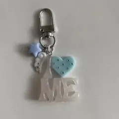 I♡ME キーホルダー໒꒱˖*（ラメホワイト×ブルー）