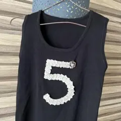 ブラック タンクトップ 花柄刺繍 5モチーフ