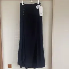 未使用LILY BROWN ボタン付きロングスカート ブラック