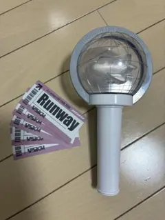 A! group LIVE TOUR 2026 Runway ペンライト Aぇgroup LIVE TOUR 2026 Runway ペンライト 2個 - メルカリ