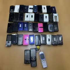 ガラケー スマホ 全70台 動作未確認 修理、部品取り専用 - メルカリ