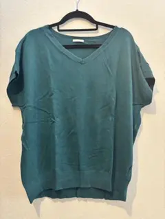 GU オーバーサイズVネックセーター　半袖ニット