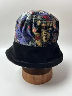 SALE⭐️KANGOL　ファー素材　ベル型ハット　花柄　Mサイズ SALE⭐️KANGOL ファー素材 ベル型ハット 花柄 Mサイズ - メルカリ