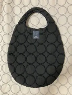 ミナペルホネン　エッグバッグ(黒)