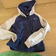 プーマ　ウインドブレーカー