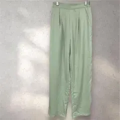 チャオパニック ミントグリーン イージーパンツ 裏地なし 薄手 表面光沢