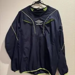 umbro アンブロ　ピステ・ウィンドブレーカー ネイビー