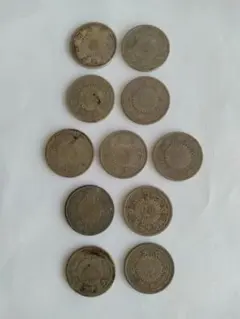 鳳凰50銭銀貨11枚　準特年昭和4年・5年各1枚含むのサムネイル