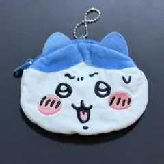 ちいかわ　おかおポーチ　ハチワレ