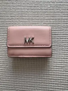 マイケルコース　ピンク 三つ折り財布　ほぼ未使用