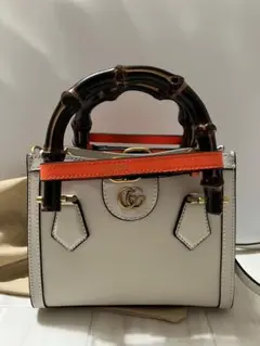 Item thumbnail for item bf3903f0-4721-40bf-b2d0-1d50644392a4