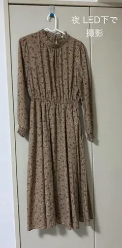 honeys 花柄ワンピース 長袖