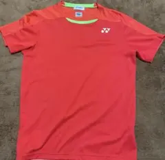 YONEX 赤 M シャツ ネオンカラー