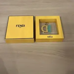 オシャレ　FENDI フェンディ　ファー付き　チャーム　キーホルダー　箱付き