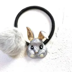 グレーうさぎ★うさぎのしっぽヘアゴム