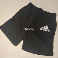 adidas 黒 半ズボン 140cm ハーフパンツ
