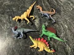 恐竜 フィギュア
