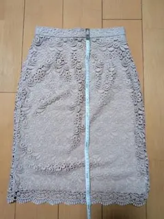 ユニクロ レースタイトスカート Sサイズ