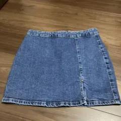 新品未使用‼️おおきめBershka デニム ミニスカート サイズ42のサムネイル