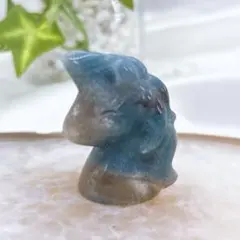 【天然石】トロレアイト ユニコーンのカービング