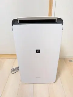 シャープ 除湿機 CV－P180－W 2022年製 白 中古完動品 - メルカリ