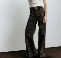 H&M レオパード柄 ワイドストレートデニムパンツ 36のサムネイル