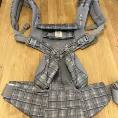 【付属品付】 オムニ360クールエア エルゴ グレー系チェック柄抱っこひも