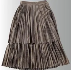 nano＆co ナノユニバース　プリーツスカート　ティアード　メタリック　茶系