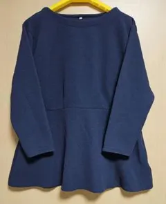 ネイビー フレアシルエット トップス　ＬＬ