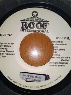 WAIT DE MAN CUTTY RANKS 45RPM