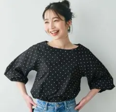 コカ　ドットブラックバルーンブラウス