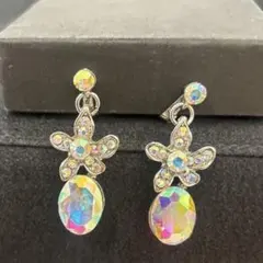 花モチーフ クリスタル イヤリング