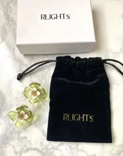 RLIGHTs ライツ フラワーモチーフ イヤリング 箱ありのサムネイル