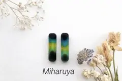 ハンドメイド　樹脂ピアス　サージカルステンレス　レジン